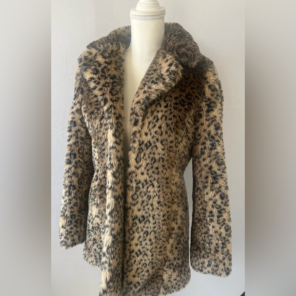 Leopard Faux Fur Teddy Coat - Picture 3 of 12
